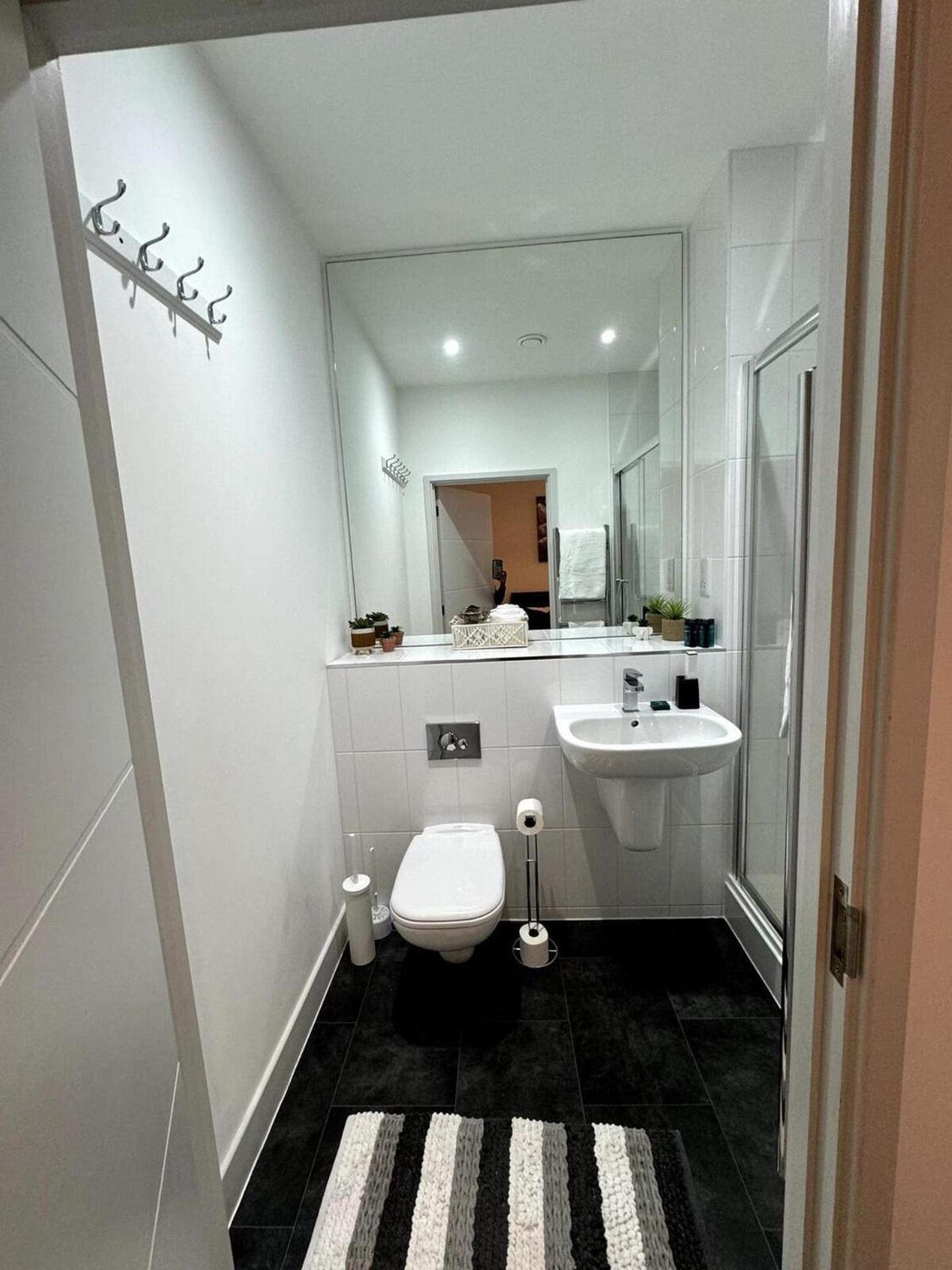 Cozy Bracknell Apartment With Modern Amenities Екстер'єр фото